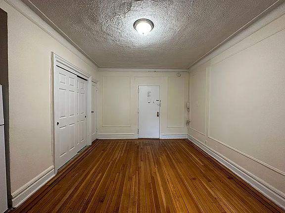 4th image of 253 Cumberland St APT 206