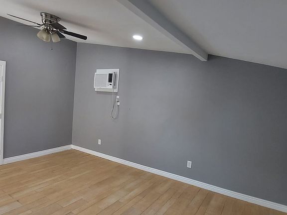 2nd image of 303 W Alvarado St