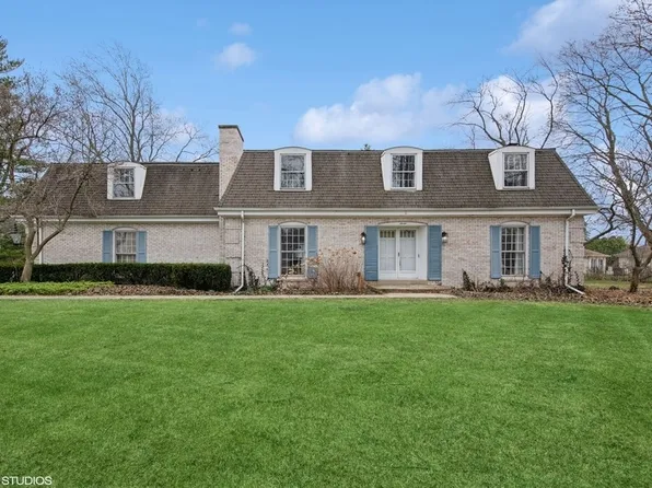 7 Walnut Ln, South Barrington, IL 60010