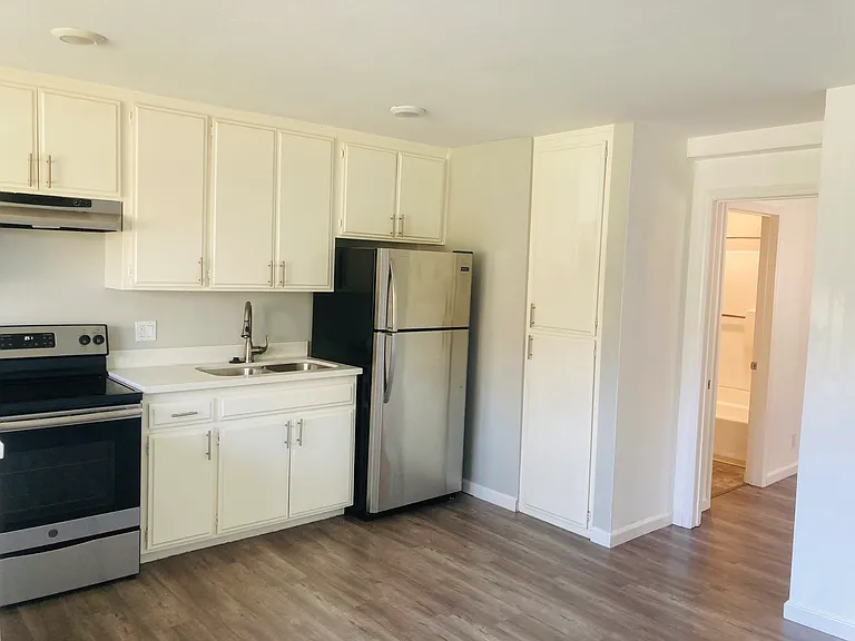 829 N Bunker Hill Ave #A — Photo 4
