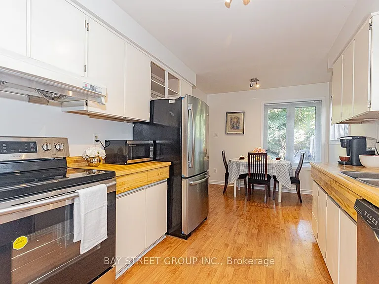 36 Lilac Ave — Photo 4