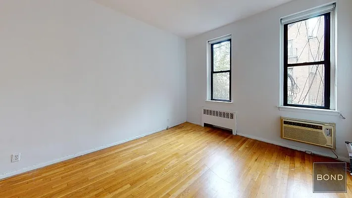 Rented by Bond New York | media 1