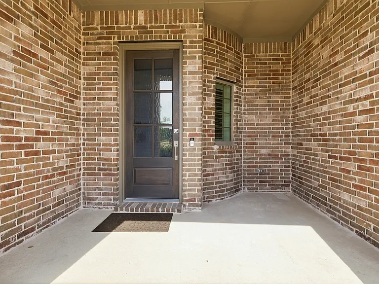 510 Royal Oaks Ln — Photo 18
