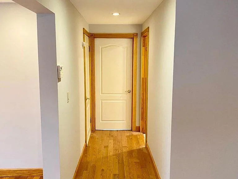 1630 Jefferson Ave — Photo 8