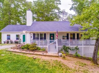 1000 Hancock Mountain Trl, Waleska, GA 30183