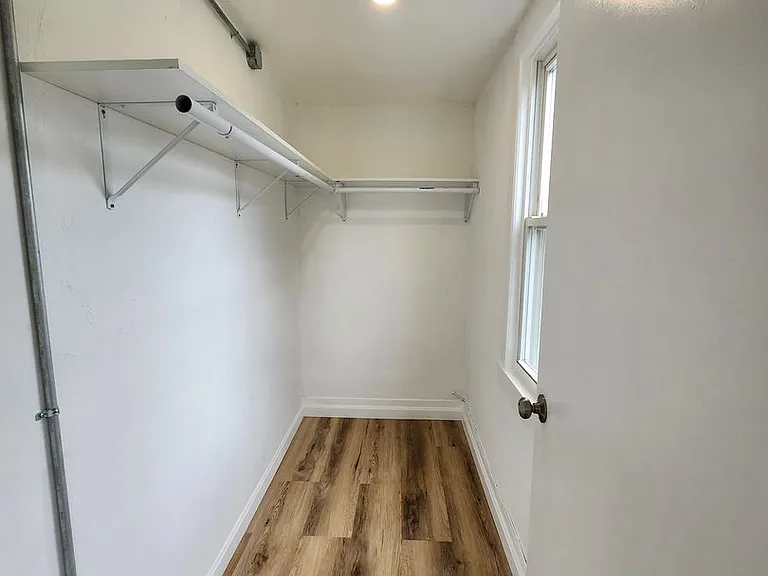 63 Main St — Photo 3