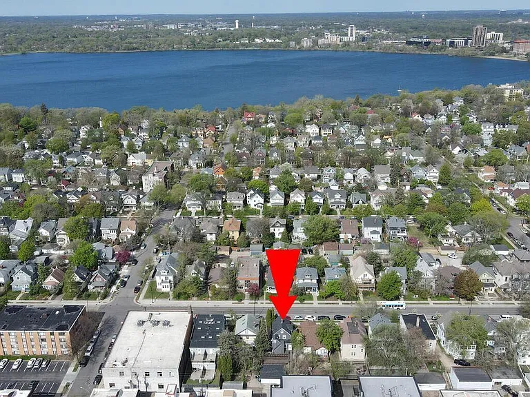 3237 Hennepin Ave — Photo 26