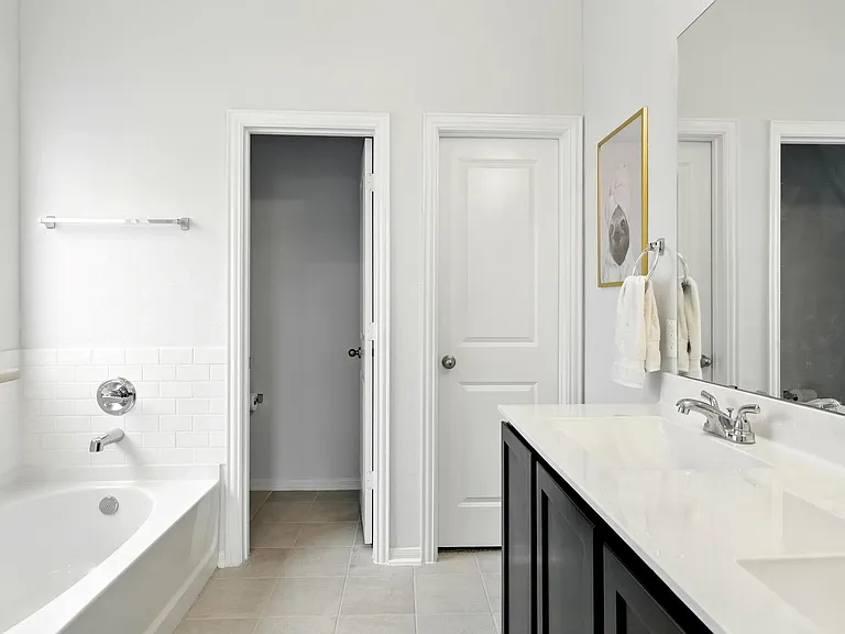 15219 Faushard Ln — Photo 14