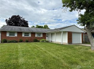 206 Silverstone Dr, Englewood, OH
