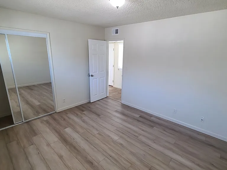 207 Avenida Santa Barbara #C — Photo 20