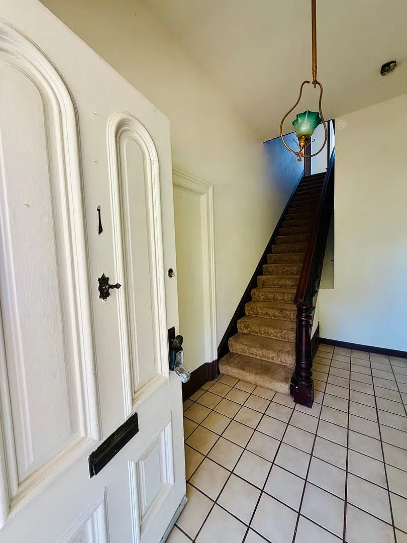 190 West K St. — Photo 4