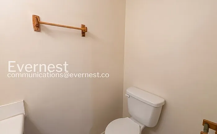 8831 Millard Lee Ln — Photo 14