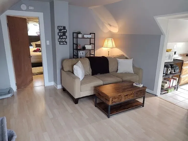 202 Morgan Blvd — Photo 4