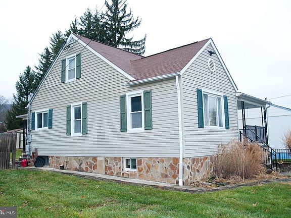 3rd image of 18713 McMullen Hwy SW