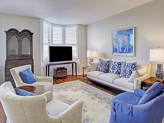 2nd image of 651 Bering Dr Unit 705