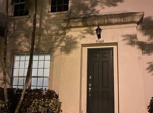 9564 SW 169th Pl, Miami, FL 33196