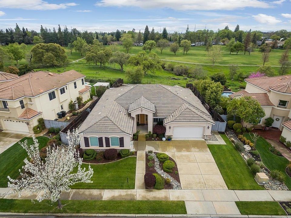 1st image of 312 Crescent Dr