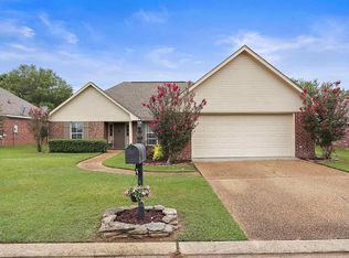 501 Wildberry Dr, Pearl, MS 39208