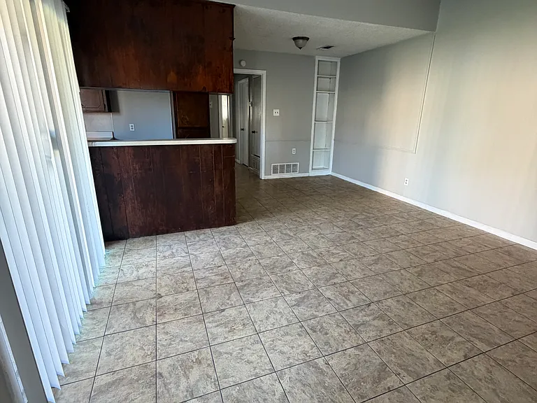 2406 Valley Forge Ave #A — Photo 10