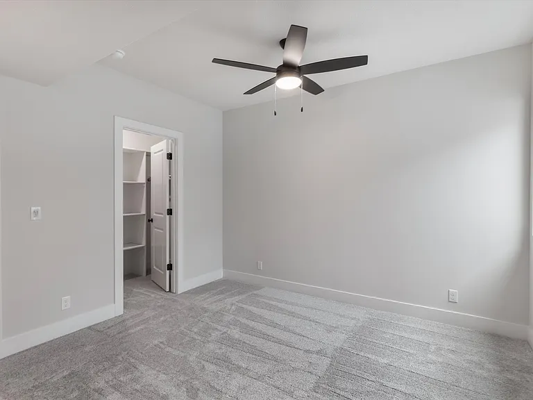 202 N 30th St #202 — Photo 25