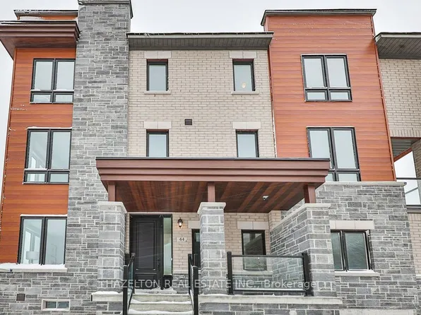 44 Dockside Way, Whitby, ON L1N 0M6