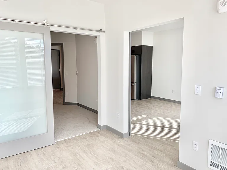 Edge Apartments — Photo 93