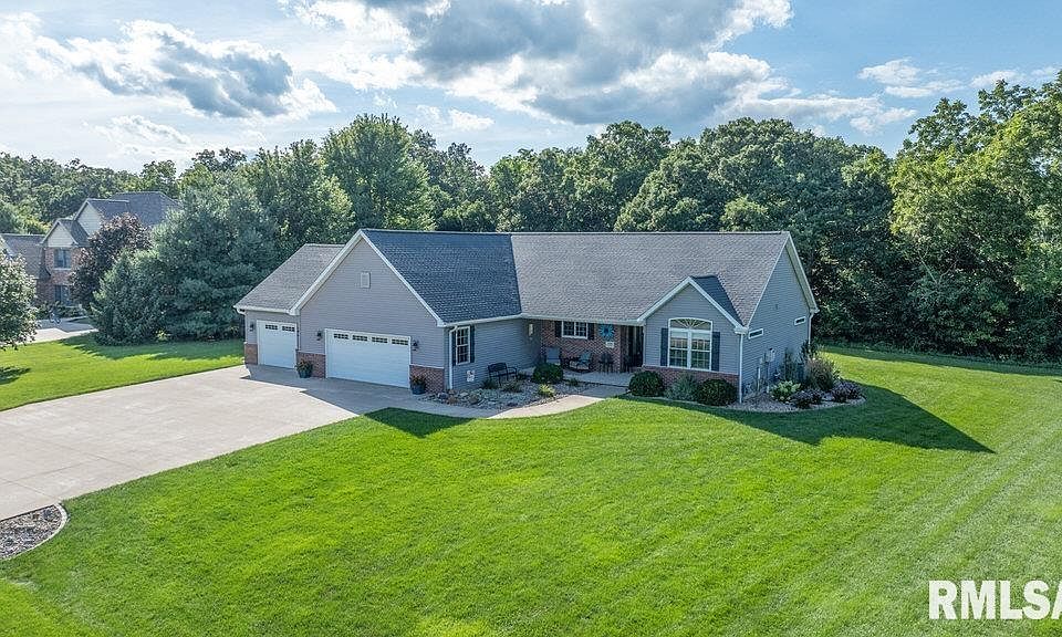 1st image of 116 Oak Valley Dr