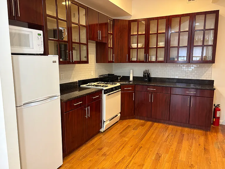146 W 136th St #2 — Photo 4