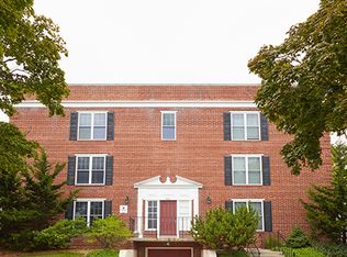 2443 N Murray Ave, Milwaukee, WI 53211