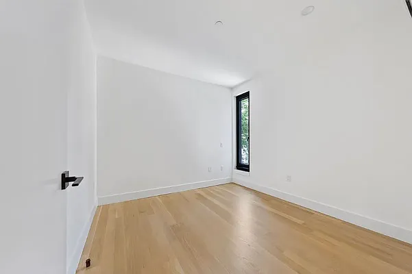 Rented by Dalan Rentals | media 3