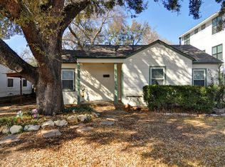 3216 McCart Ave, Fort Worth, TX 76110