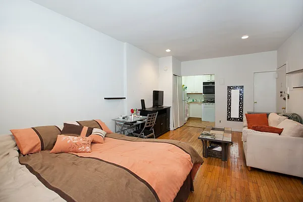 Rented by LG Fairmont Group | media 36