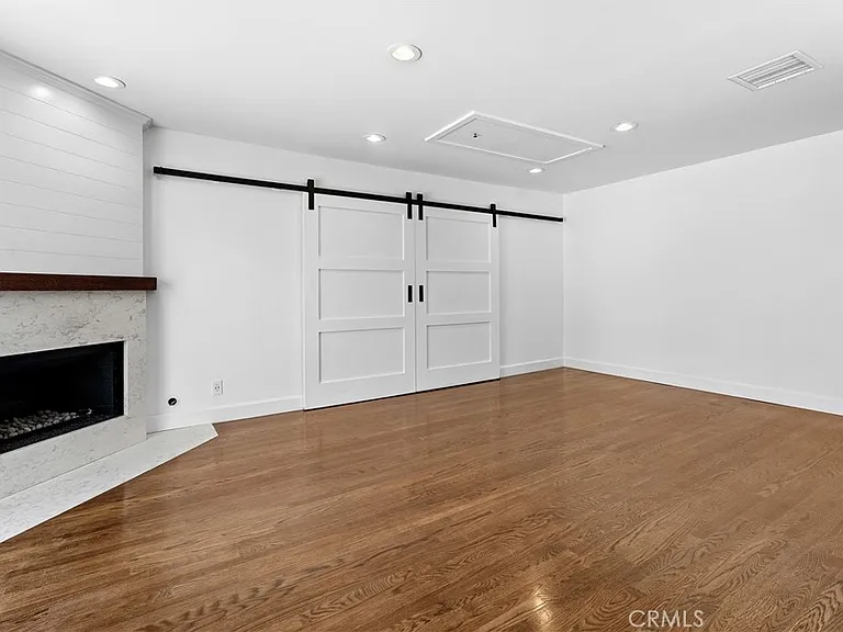 659 W Sycamore Ave — Photo 21