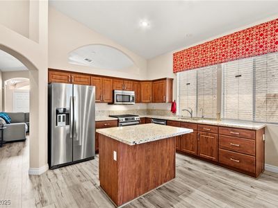 9733 Northern Dancer Dr, Las Vegas, NV, 89117