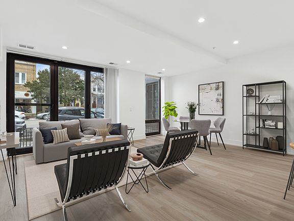 2nd image of 2212 W Lawrence Ave #1W