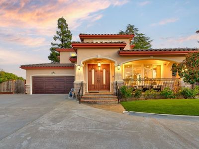 21976 McClellan Rd, Cupertino, CA, 95014