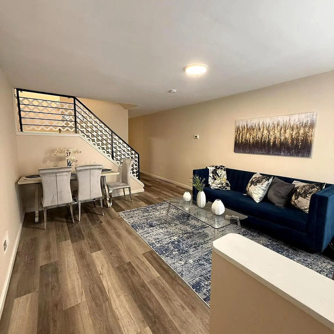 5 bed, $2,800 — Photo 3