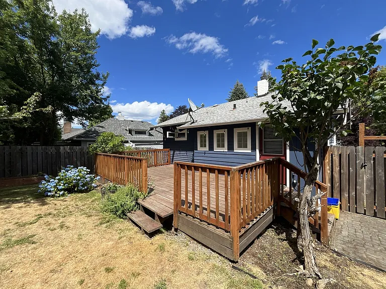 3355 NE 73rd Ave — Photo 27