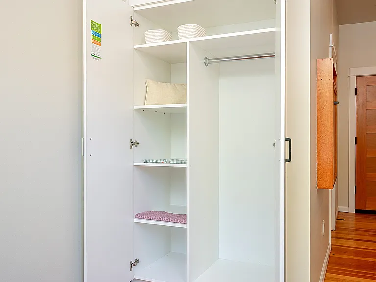 Unit 205 Web Ready-13