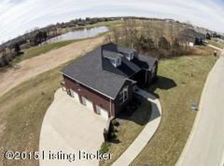 126 N Howard Ave, Bardstown, KY 40004