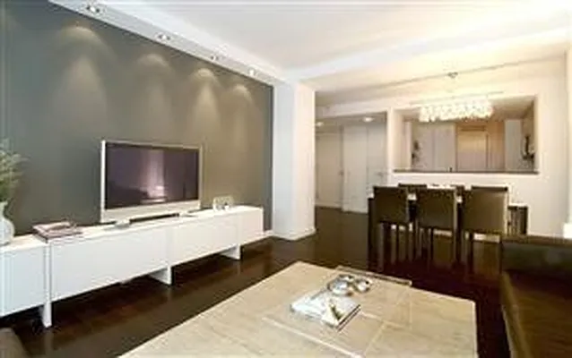 Rented by Keller Williams NYC | media 22