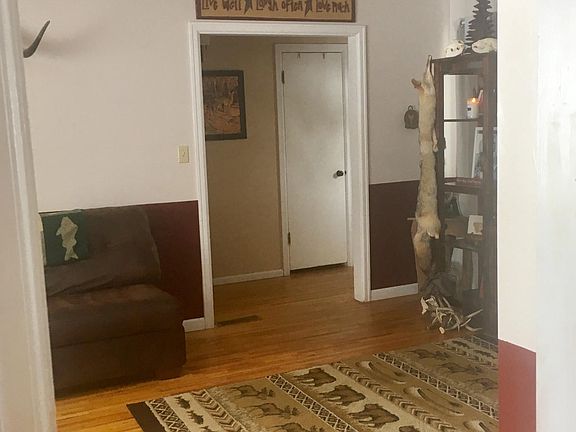 5th image of 12 Cottonwood Ave