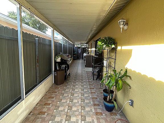 2nd image of 3804 W Crawford St
