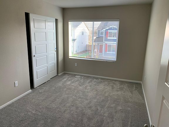 5th image of 2802 14th Ave NW
