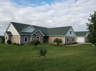 307 19th St NE, Beulah, ND 58523