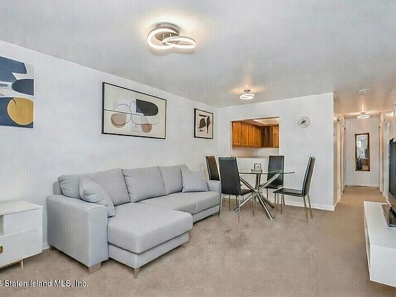 4th image of 145 Colon Ave #A