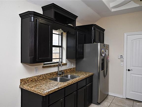 3rd image of 2407 Continental St