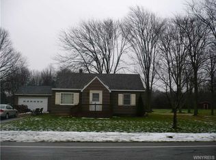 3463 Beebe Rd, Newfane, NY 14108