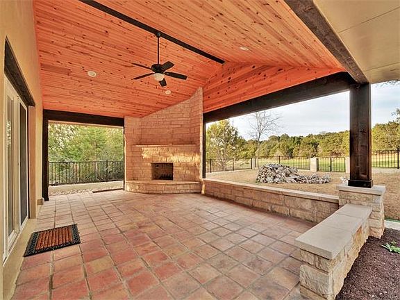 3rd image of 4119 Rockwood Dr