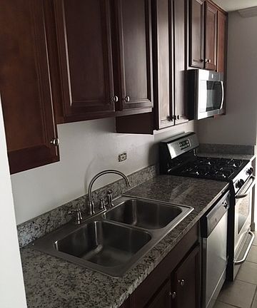 5th image of 1515 E Churchill Dr Unit 203